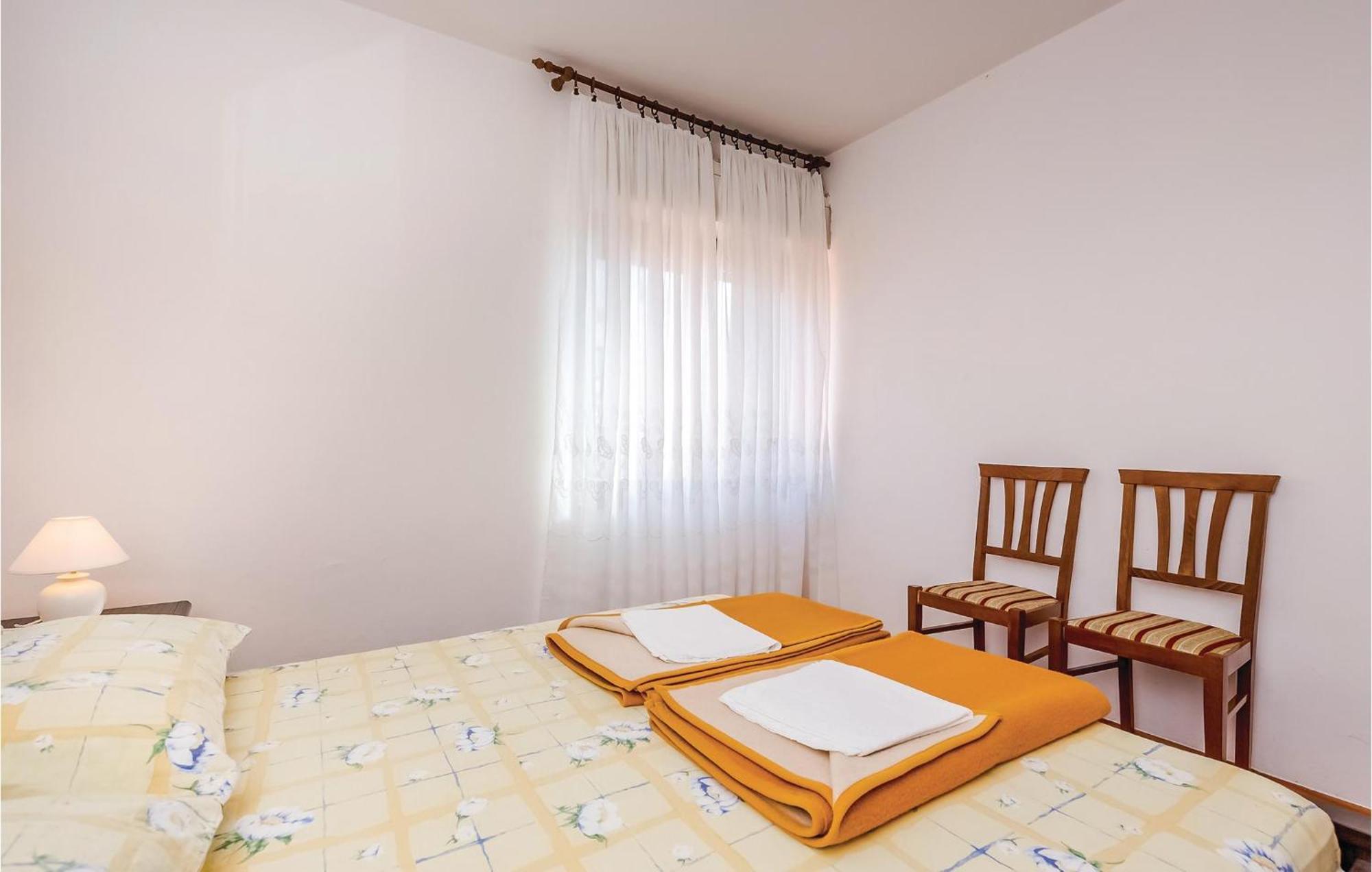 Stunning Apartment In Novi Vinodolski With Wifi Buitenkant foto