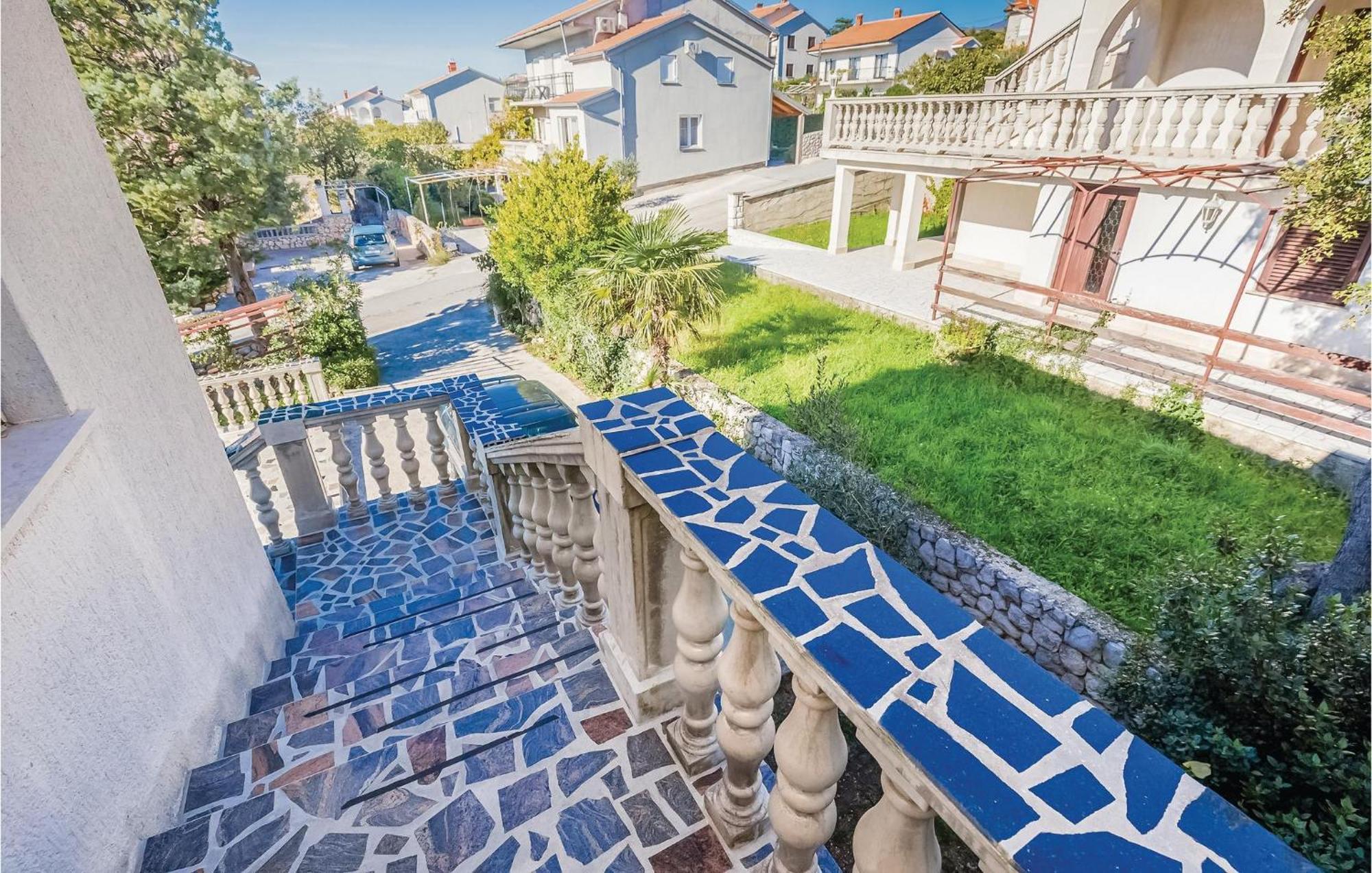 Stunning Apartment In Novi Vinodolski With Wifi Buitenkant foto